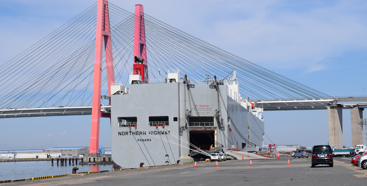 shippinmg_manual_roro_vessel_kline_northern_highway_rampway
